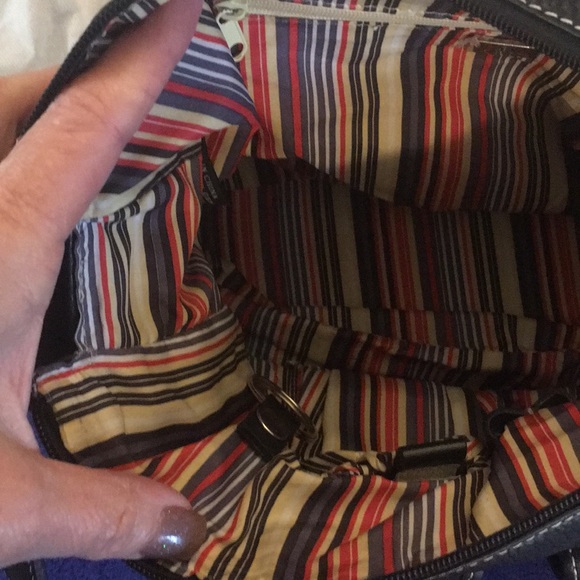 EUC Maxx New York Shoulder Bag - Picture 5 of 6